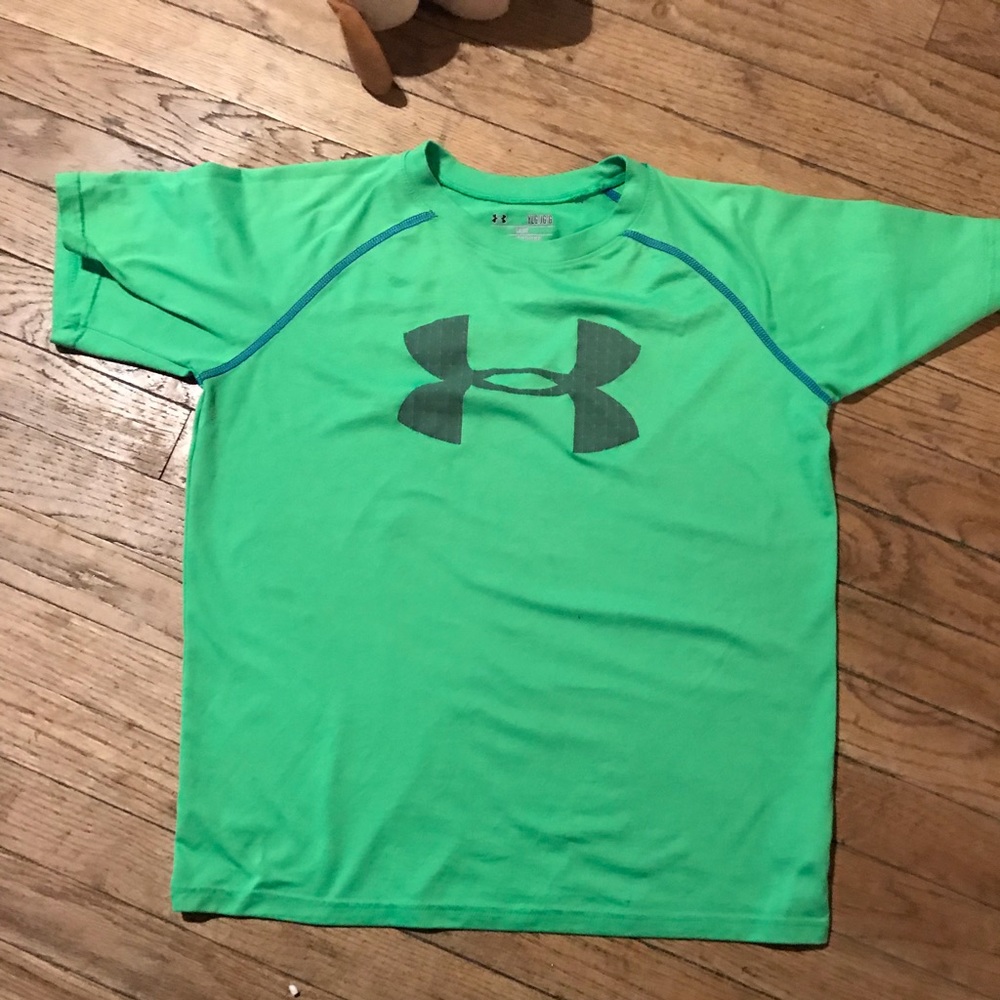 Boys size large under armour shirt